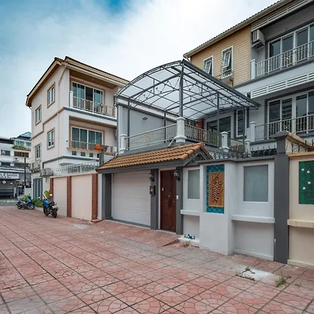 Villa вилла Phratamnak 01 By Apartwell Pattaya