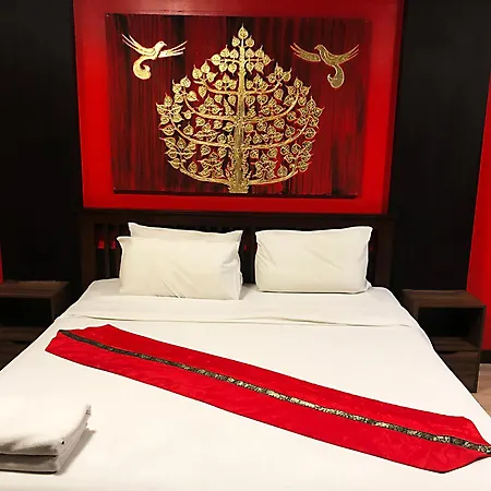 Zip & Restaurant โรงแรม 3*