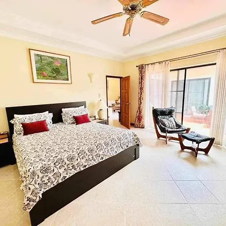 Luxury 3bed Pool Complex 5min To & Walking Street *