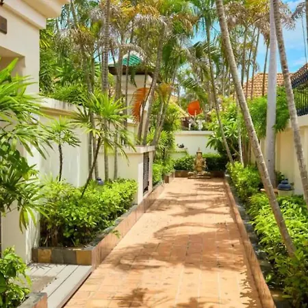 Luxury 3bed Pool Complex 5min To & Walking Street *