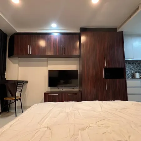 Novana South By Walee *