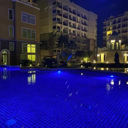 Arcadia Continental * Pattaya