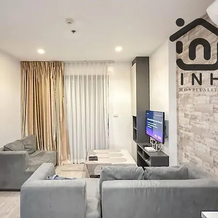 Spectacular 2-bedroom Sea-view Haven With Netflix & Comfort On High Floor #2261 Apartment Pattaya