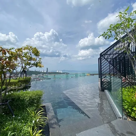 อพาร์ทเม้น Edge By Su Pattaya