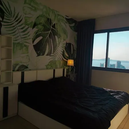 Sea View High Floor 2 Bed * Pattaya