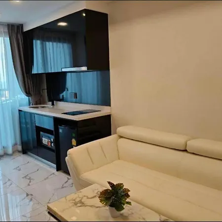 Apartment Arcadia Millennium Tower Beach Holiday Pattaya