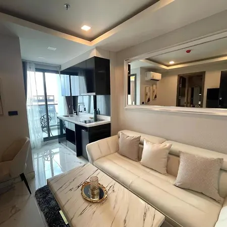 Apartment Arcadia Millennium Tower Beach Holiday *