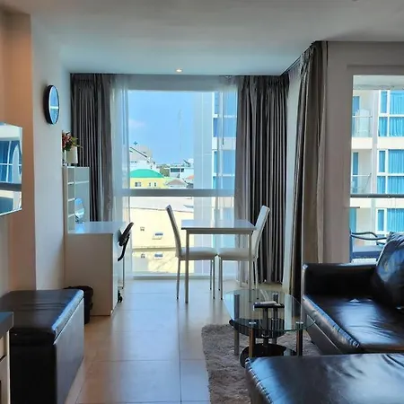 Apartment Centara Avenue Pool View B72