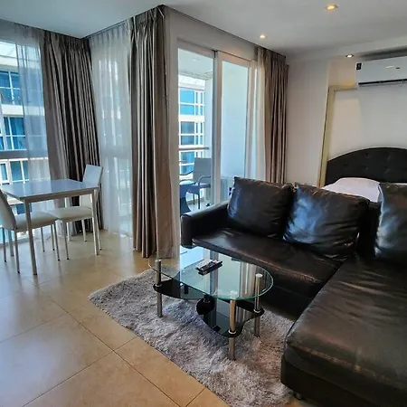 Centara Avenue Pool View B72 *