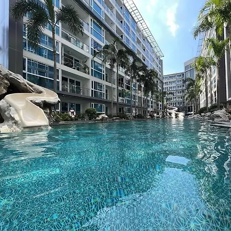 Centara Avenue Residences B65