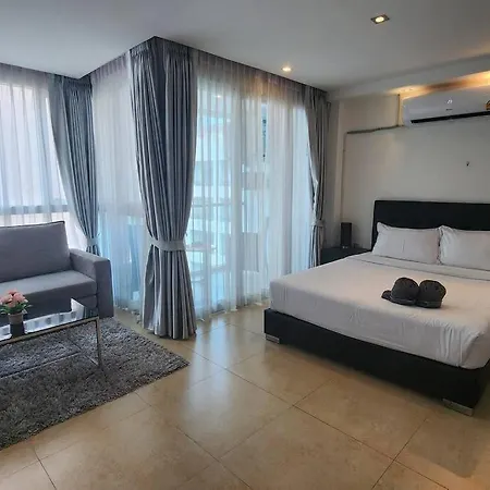 Centara Avenue Residences B65 *