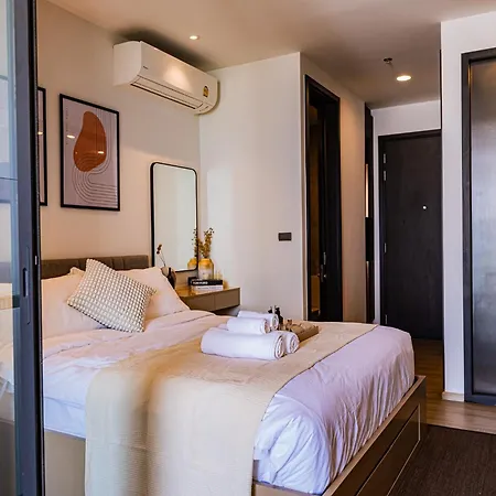 Luxury Edge Apartment *