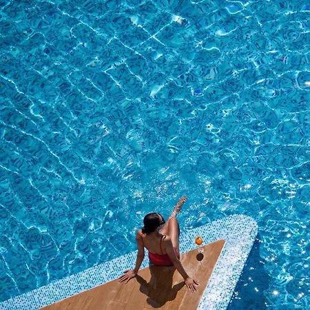 Baraquda Heeton By Compass Hospitality 5* Pattaya