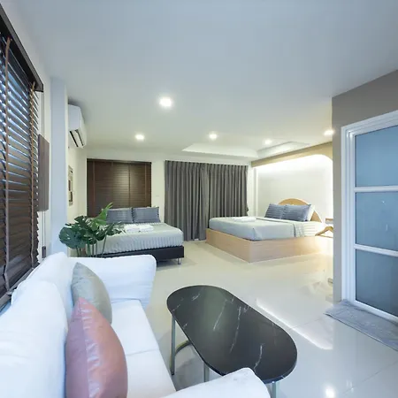 The Seathru Koh Larn Hotel Pattaya