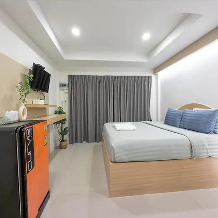 Hotel The Seathru Koh Larn 3*