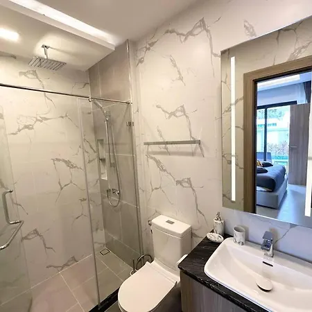 Super Luxury 4br Pool - Centre - Mt4 Villa *