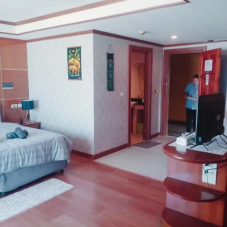 Antai Holiday Pattaya