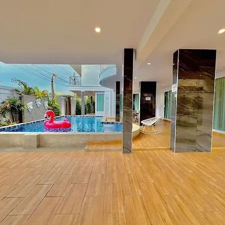 Tagvilla Lagoon Pool In 8 Bedroom Villa Pattaya