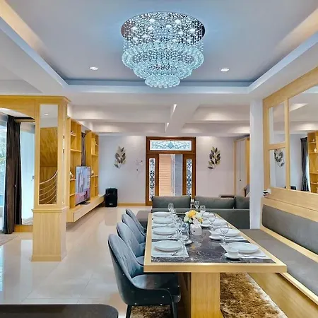 Tagvilla Lagoon Pool In 8 Bedroom *