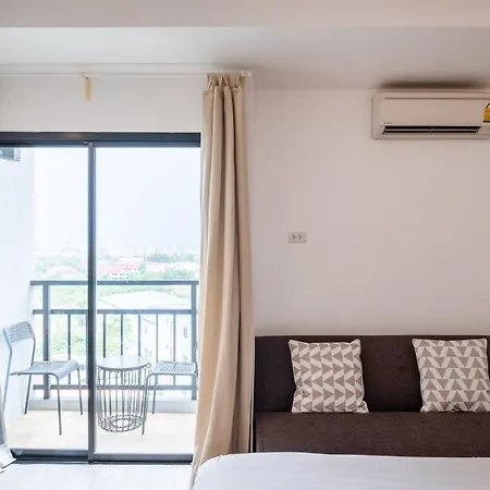 The Corner Hotel 3*