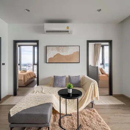 Vacaystation Edge โรงแรม Pattaya