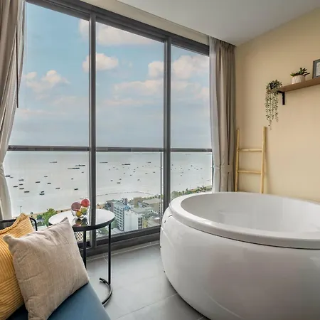 โรงแรม Vacaystation Edge 4*