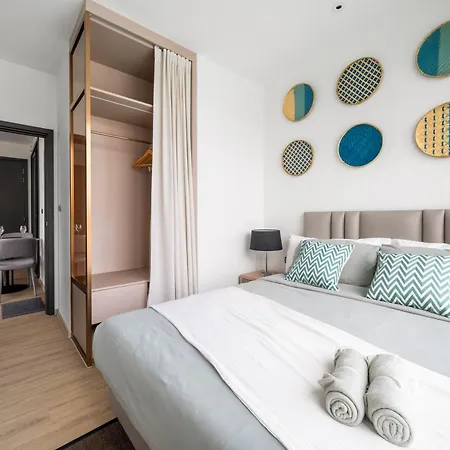 โรงแรม Vacaystation Edge 4*