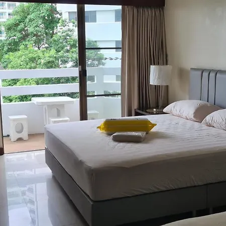 Condotel A Jomtien Road Pattaya
