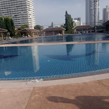 Condotel A Jomtien Road *