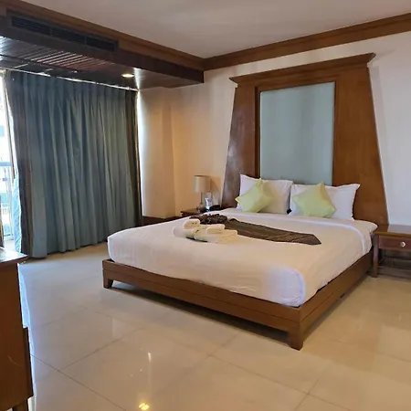 Mike Hotel Pattaya