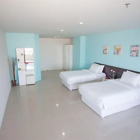 โรงแรม R-con Wongamat Pattaya