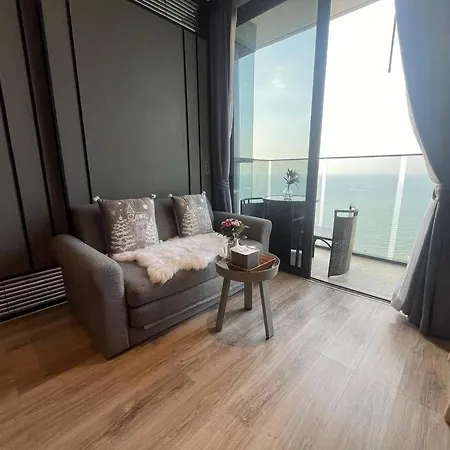 Sea View At The Front - Breathtaking View