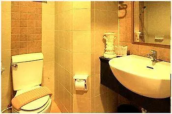 Hotel Authong 3*