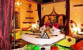 Penthouse Hotel 3*