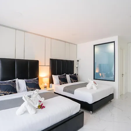 Your Days Pool * Pattaya