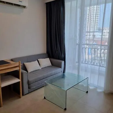1bed Luxury With Pool & Gym Access Near Walking Street Pattaya