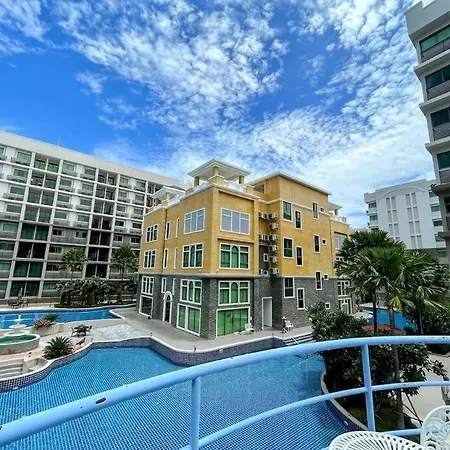 Arcadia Continental Comfort Apartment *