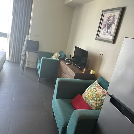 Unixx Seaview Pattaya