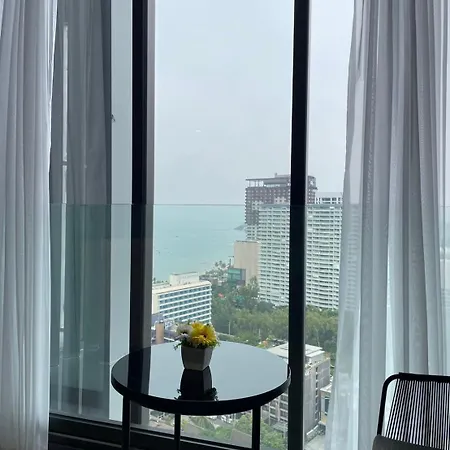 Edge By Su อพาร์ทเม้น Pattaya