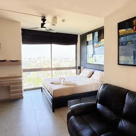 Unixx Seaview 3* Pattaya