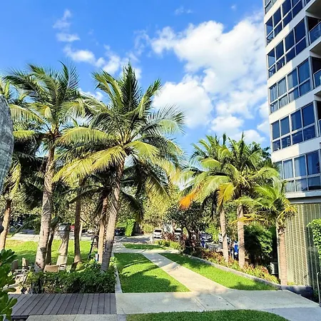 Unixx Seaview 3* Pattaya