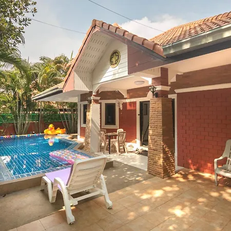 Garden Near Walking Street And Beaches *