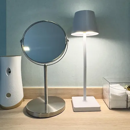 อพาร์ทเม้น Vuela Casa 2 *