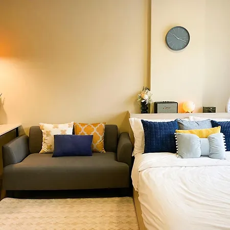 อพาร์ทเม้น Vuela Casa 2 *