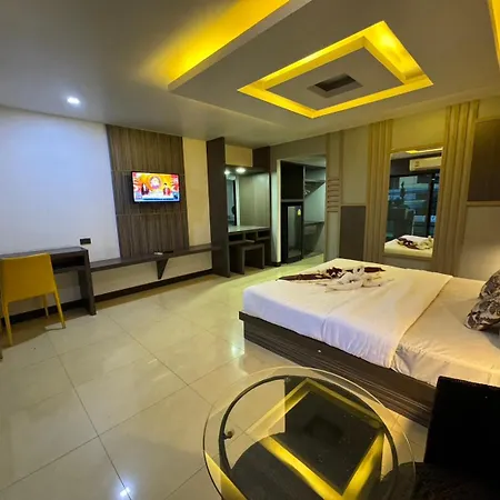 Mr.mac's Place Pattaya