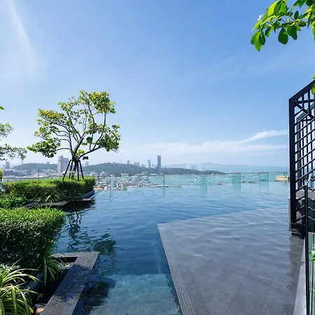 Apartment The Edge - Luxury 1 Bedroom - Seaview 17th Floor #304 Pattaya