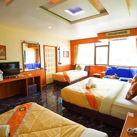 Mr.mac's Place Hotel