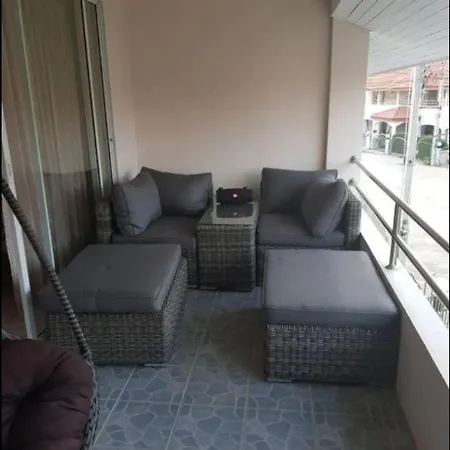 3 Bedroom Renovated House With In - And Outdoor Jacuzzi วันหยุดที่บ้าน