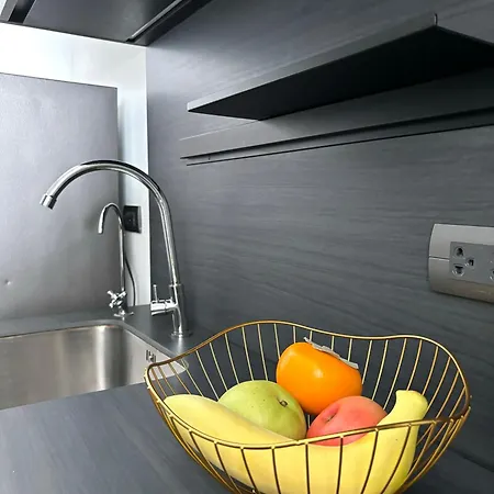 The Edge Stylish Apartment