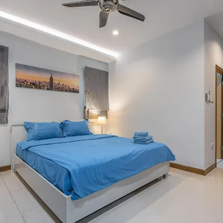 5 Bedrooms Modern Pool Pattaya